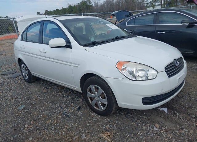 2011 HYUNDAI Accent