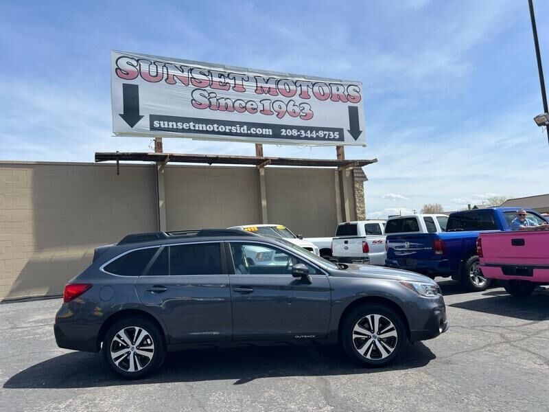 2018 SUBARU Outback