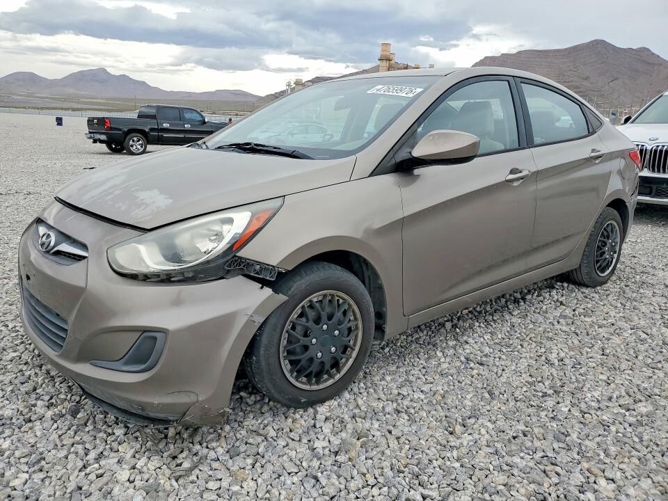 2014 HYUNDAI Accent