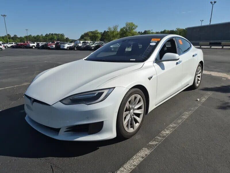 2016 TESLA Model S