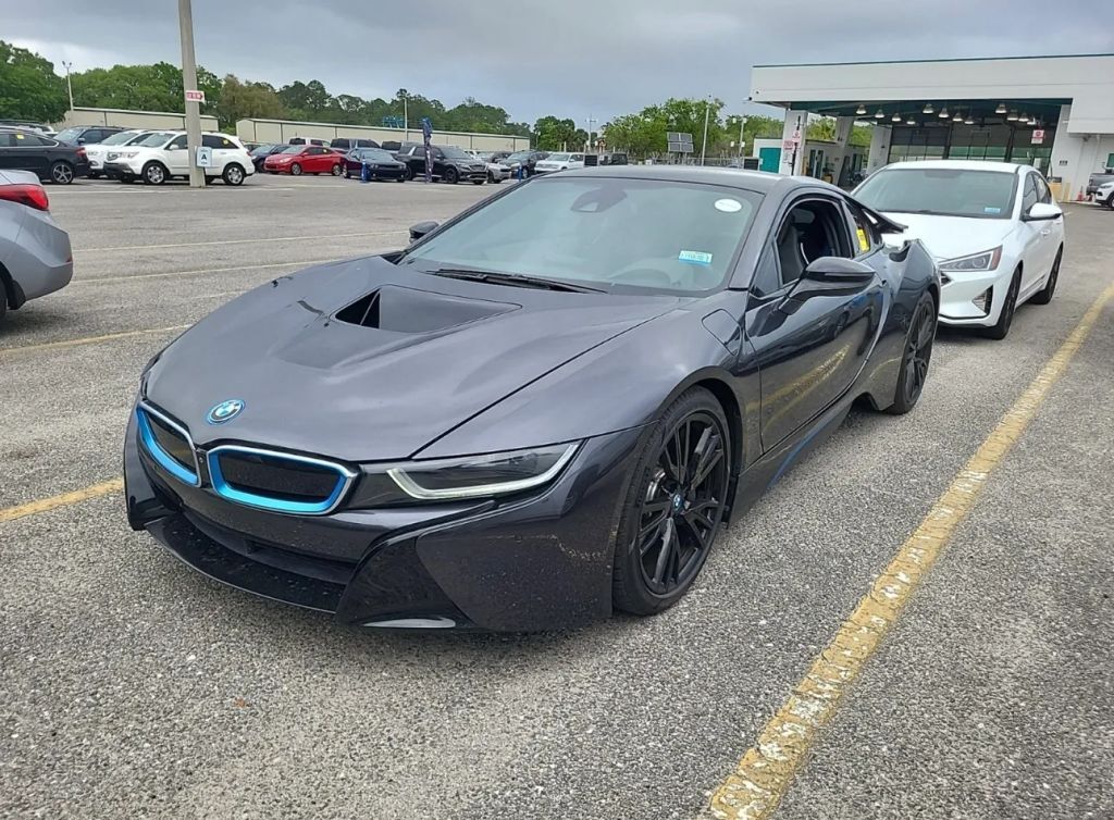 2014 BMW i8