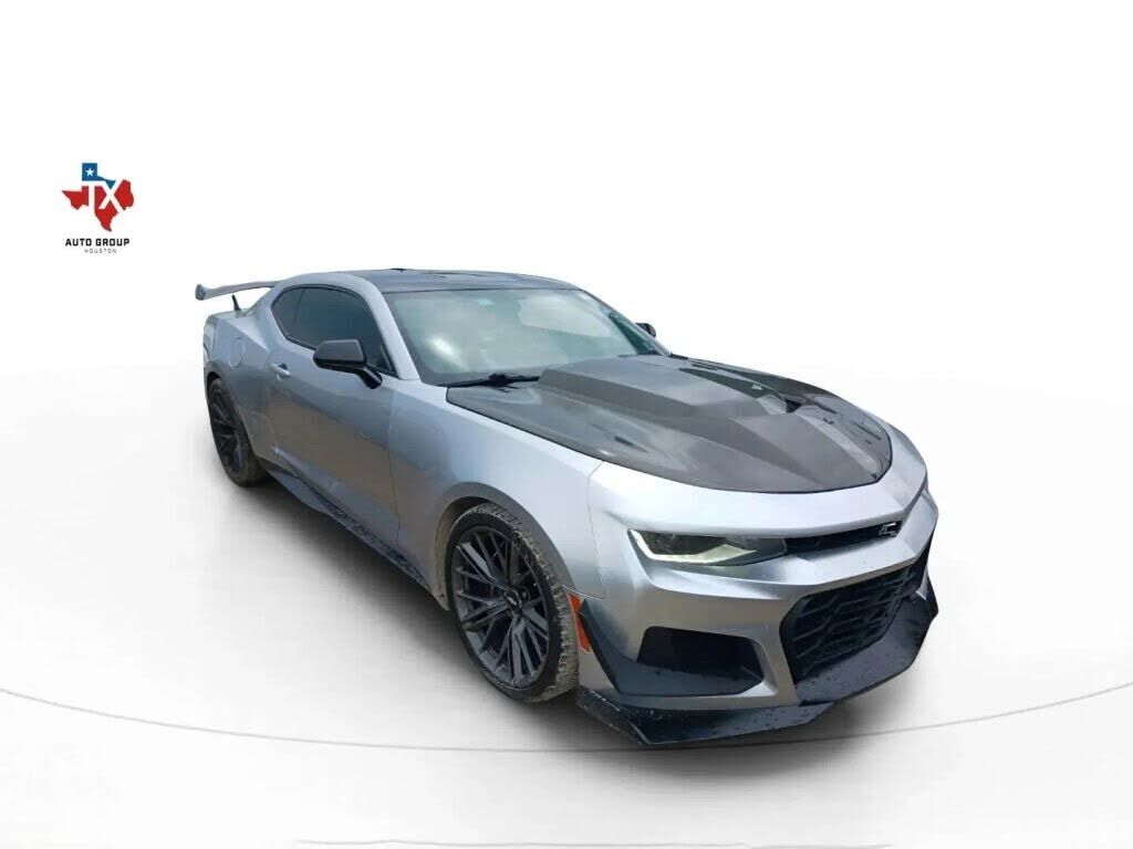 2017 CHEVROLET Camaro