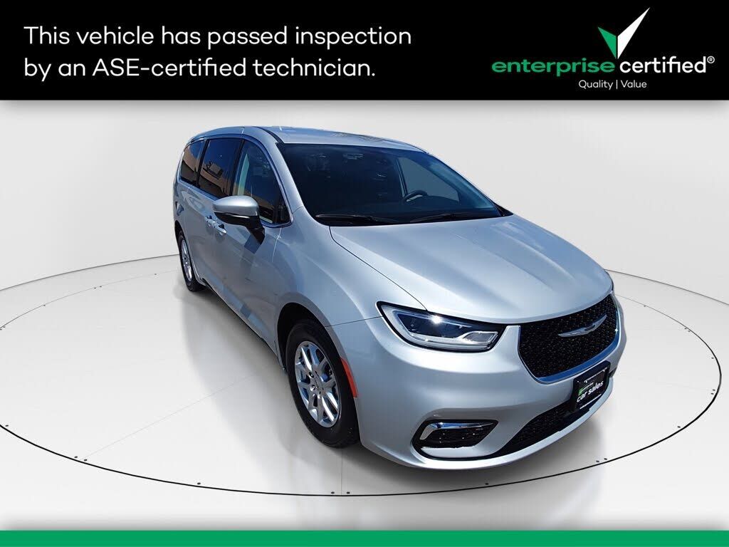 2023 CHRYSLER Pacifica