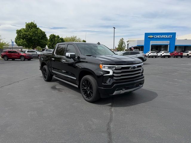 2025 CHEVROLET Silverado