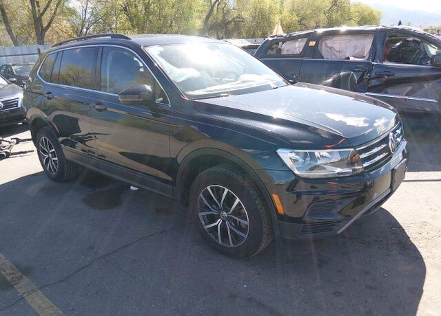 2019 VOLKSWAGEN Tiguan