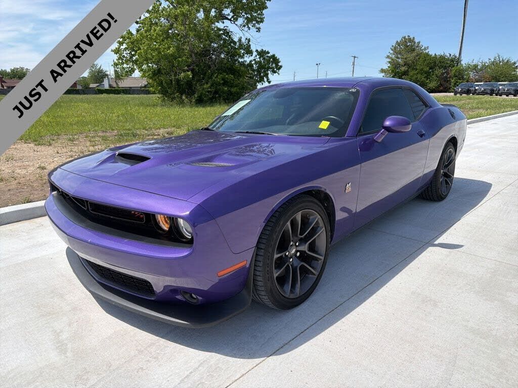 2023 DODGE Challenger
