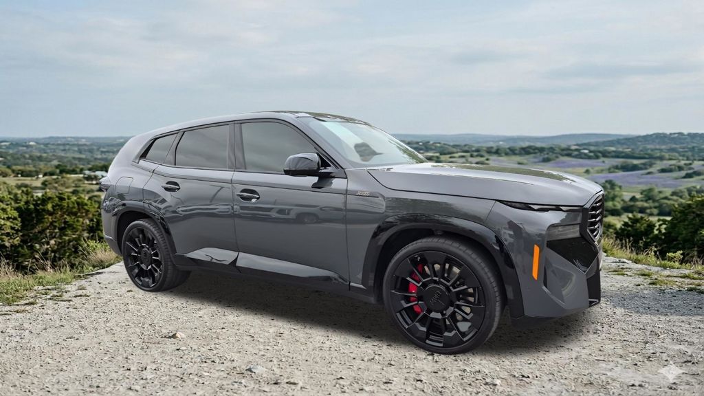 2025 BMW XM
