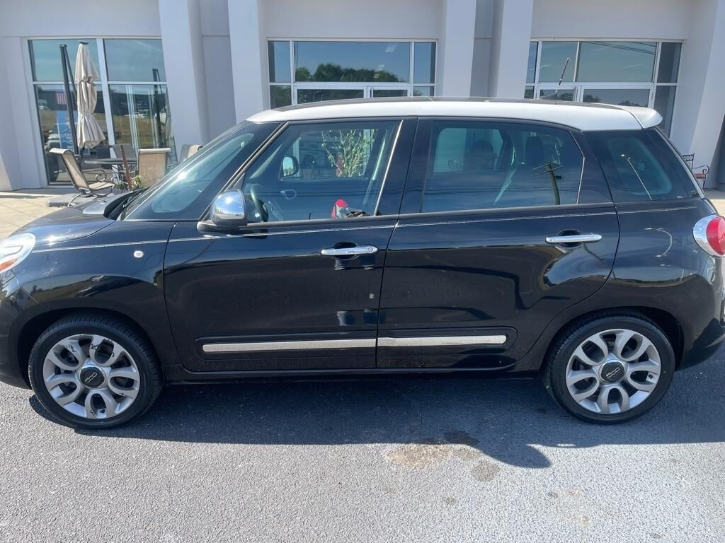 2017 FIAT 500L