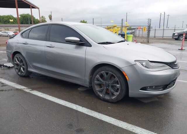 2016 CHRYSLER 200