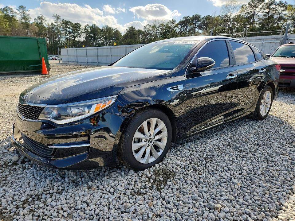 2018 KIA Optima