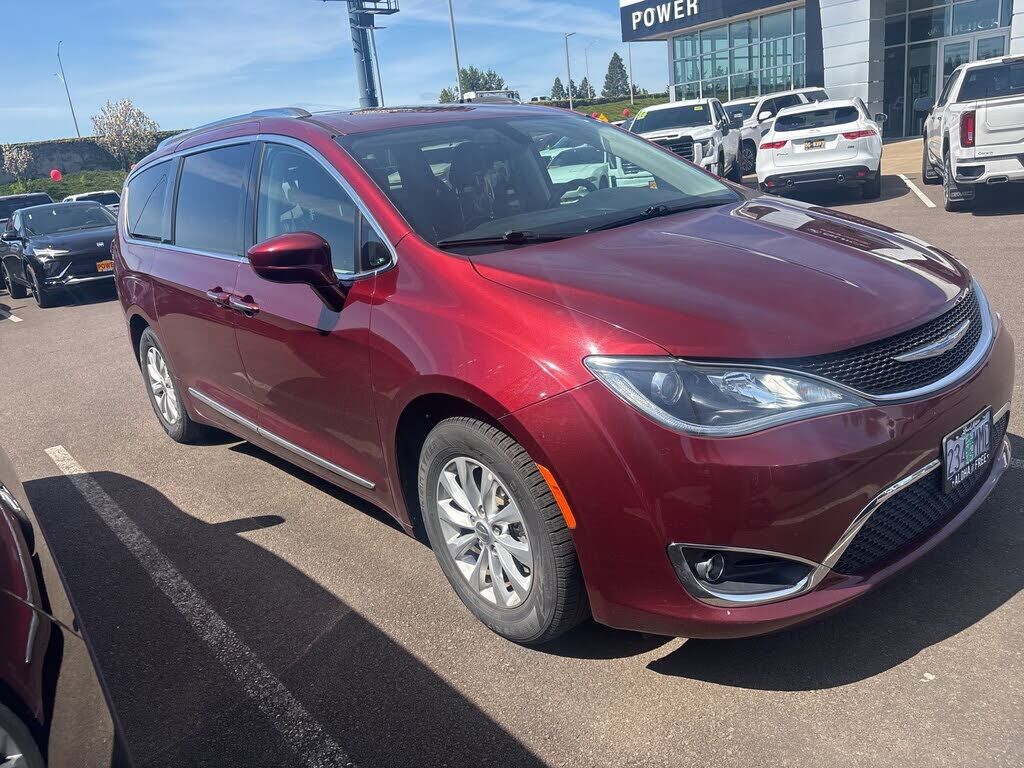 2018 CHRYSLER Pacifica