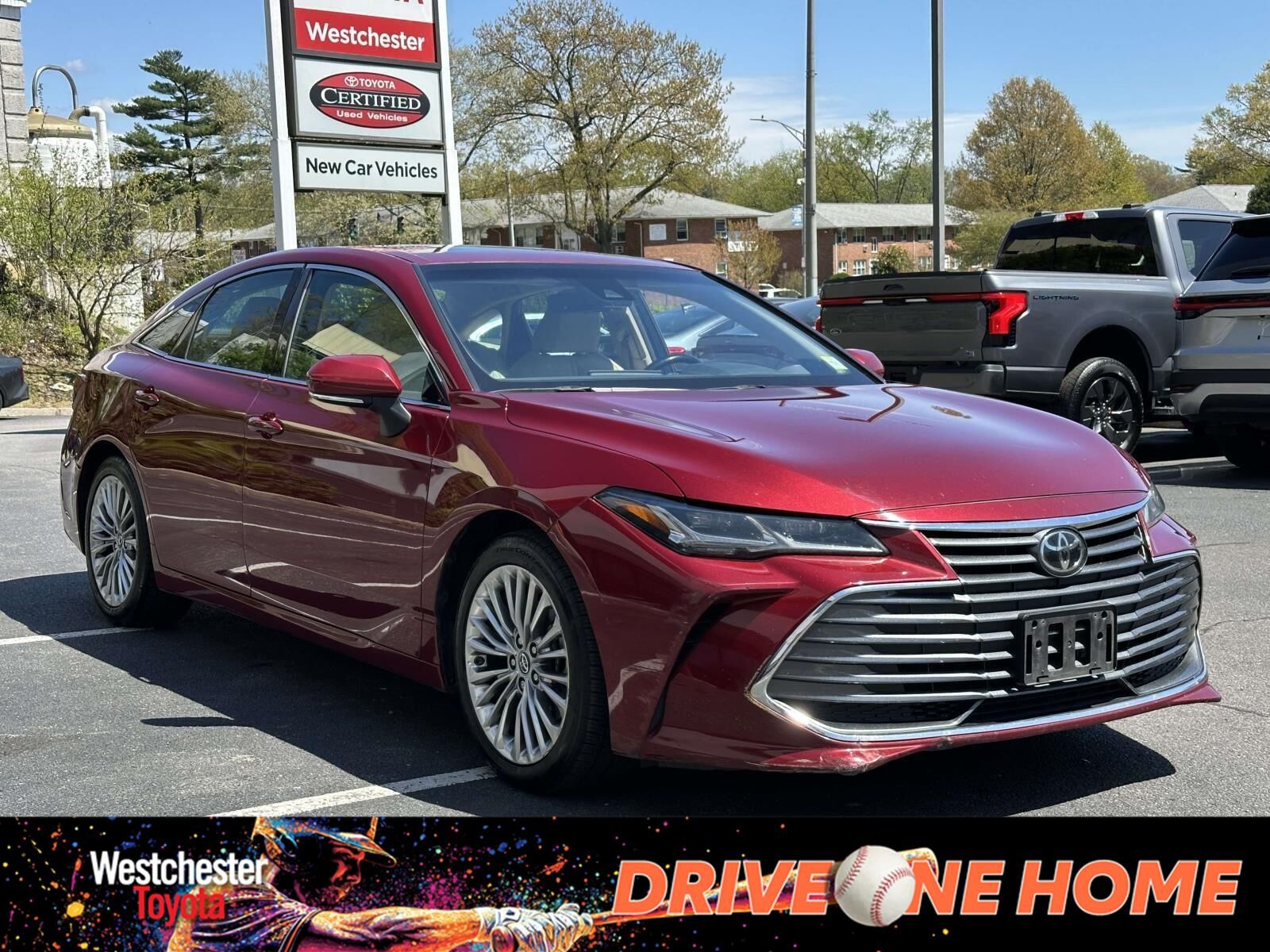 2019 TOYOTA Avalon