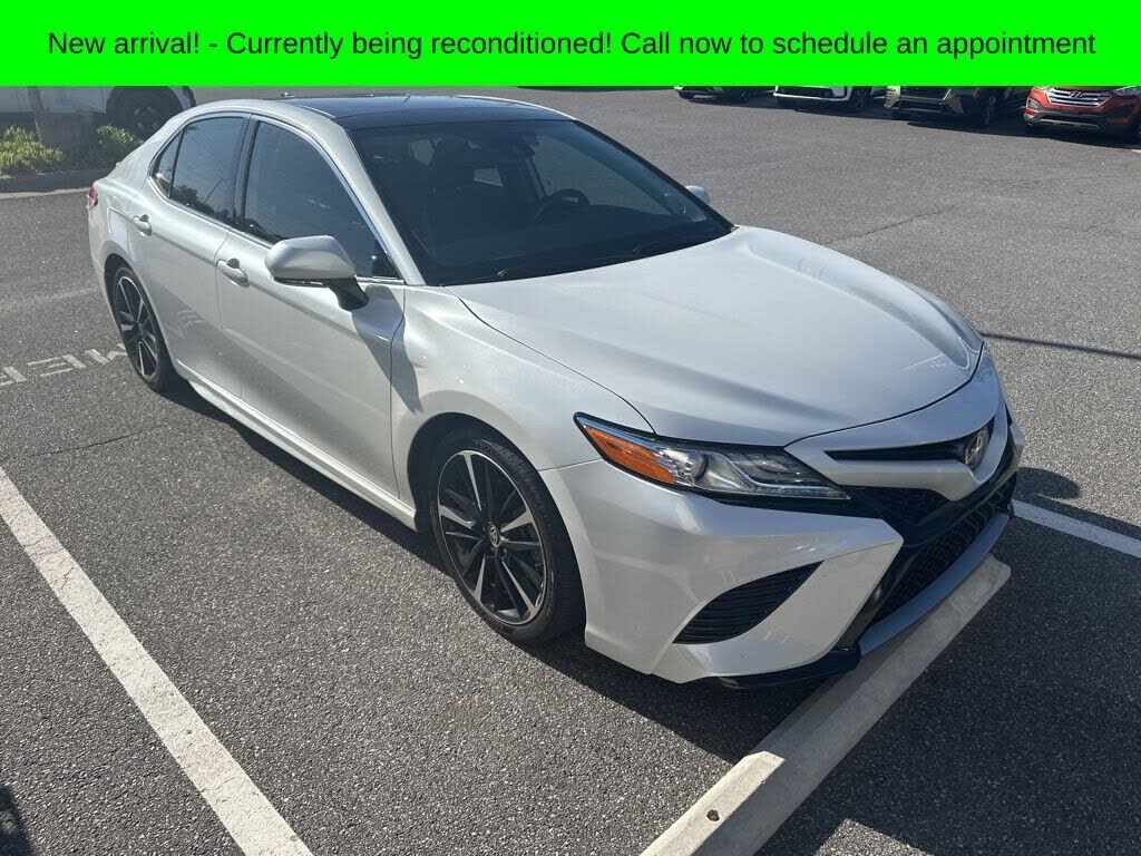 2020 TOYOTA Camry