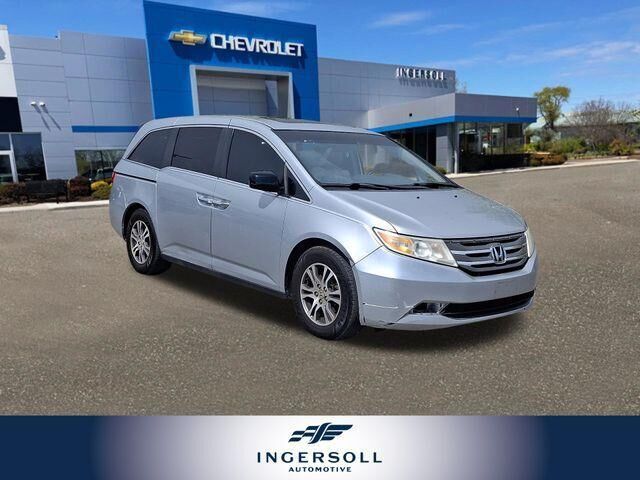 2013 HONDA Odyssey