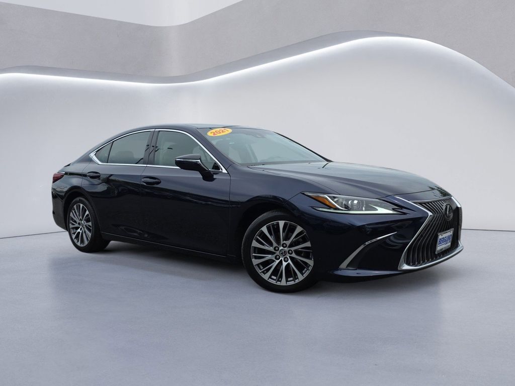 2021 LEXUS ES