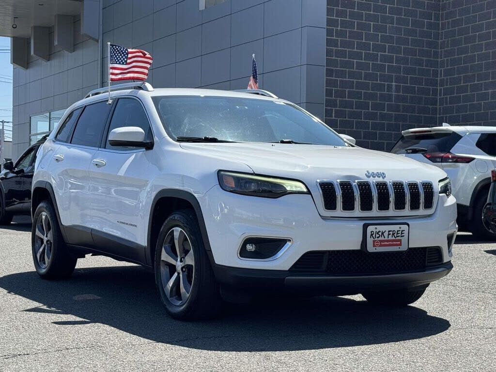 2019 JEEP Cherokee