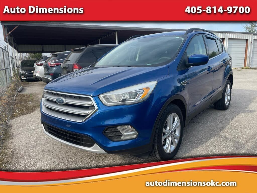2017 FORD Escape