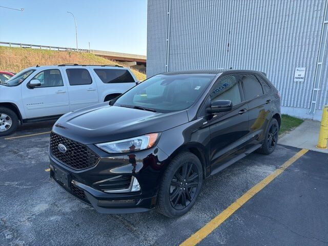 2021 FORD Edge