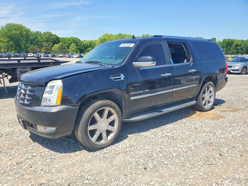 2011 CADILLAC Escalade
