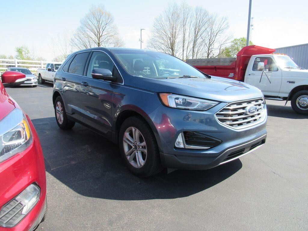 2019 FORD Edge