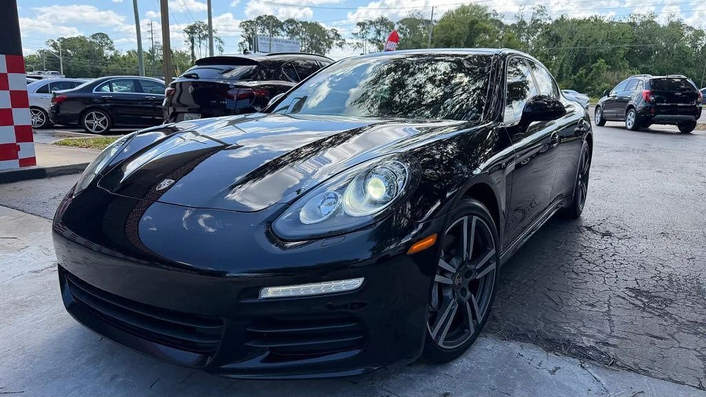 2014 PORSCHE Panamera