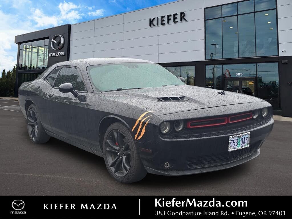 2016 DODGE Challenger