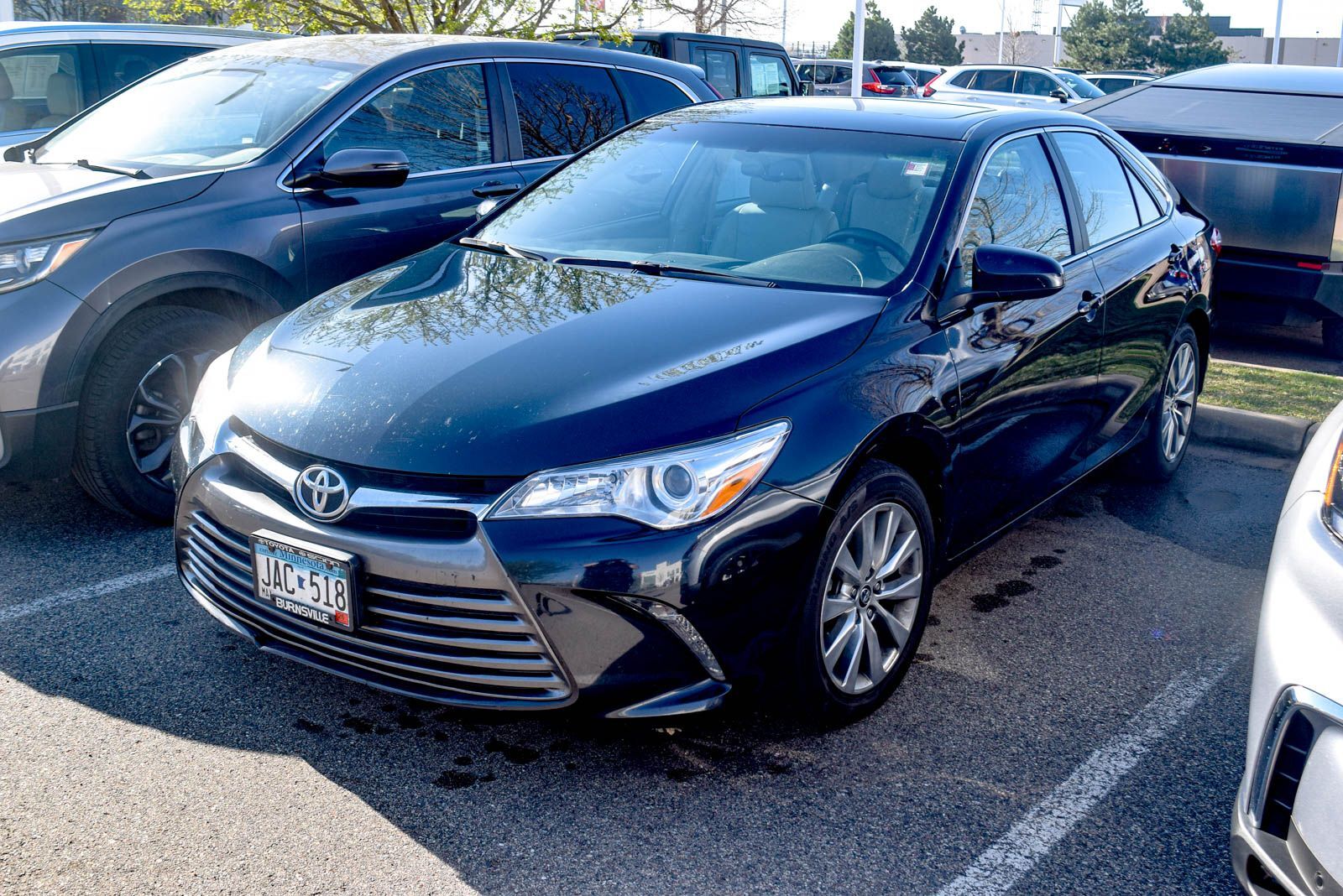 2016 TOYOTA Camry