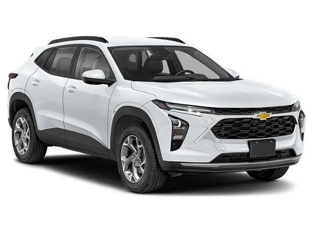 2025 CHEVROLET Trax