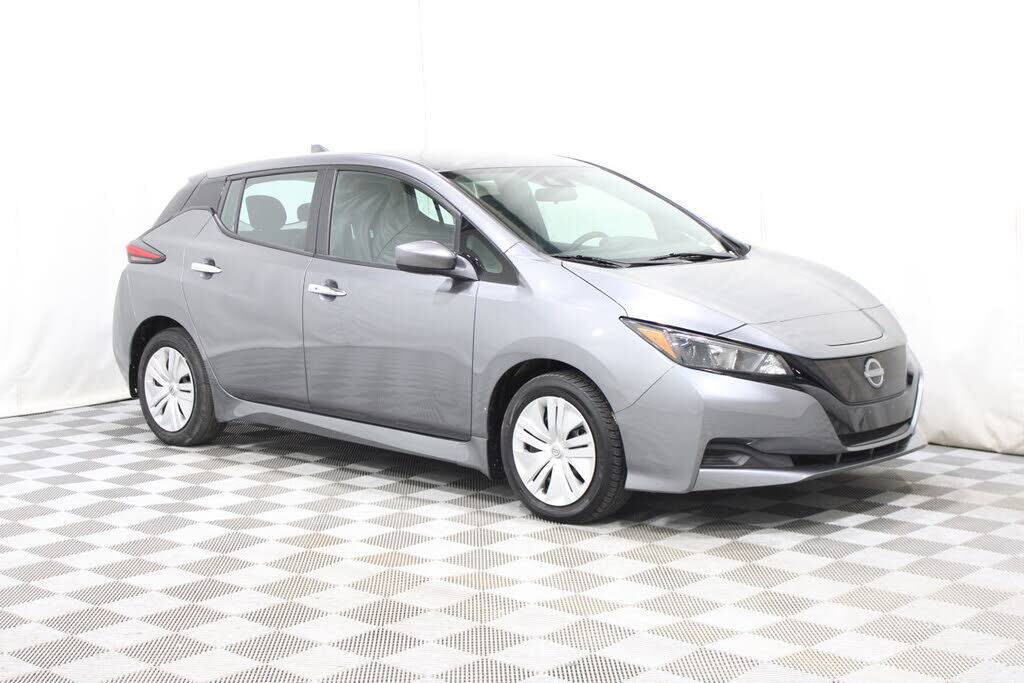 2023 NISSAN Leaf
