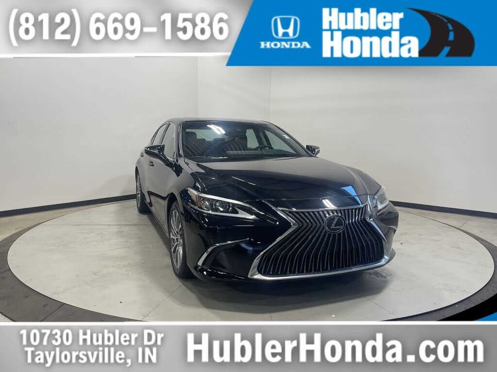 2019 LEXUS ES