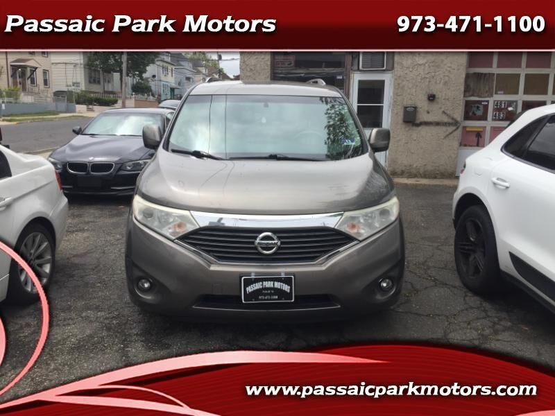 2016 NISSAN Quest