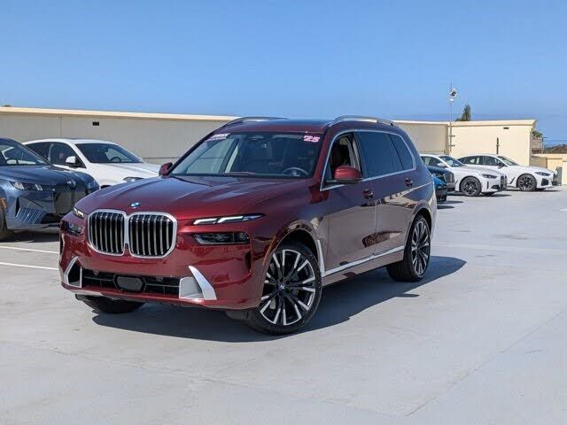 2025 BMW X7