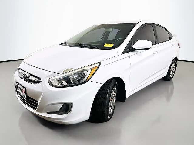 2016 HYUNDAI Accent