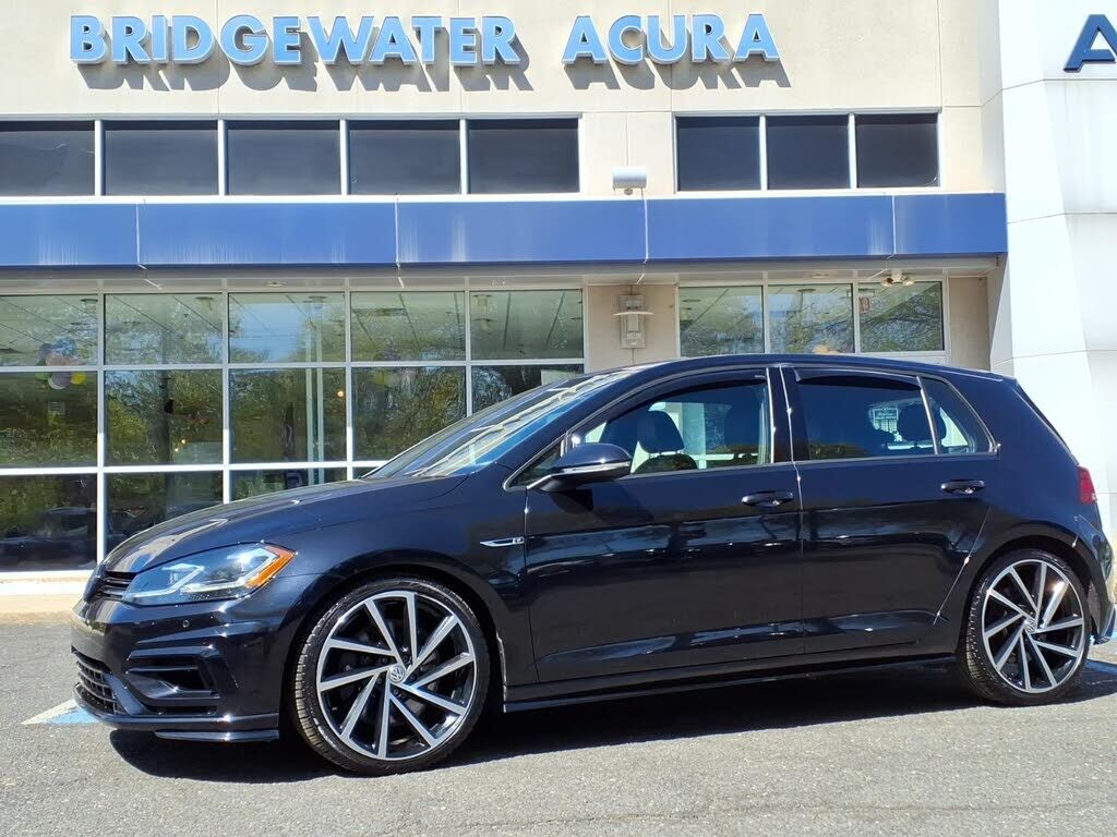 2019 VOLKSWAGEN Golf R