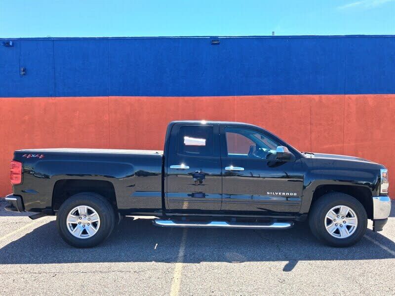 2018 CHEVROLET Silverado