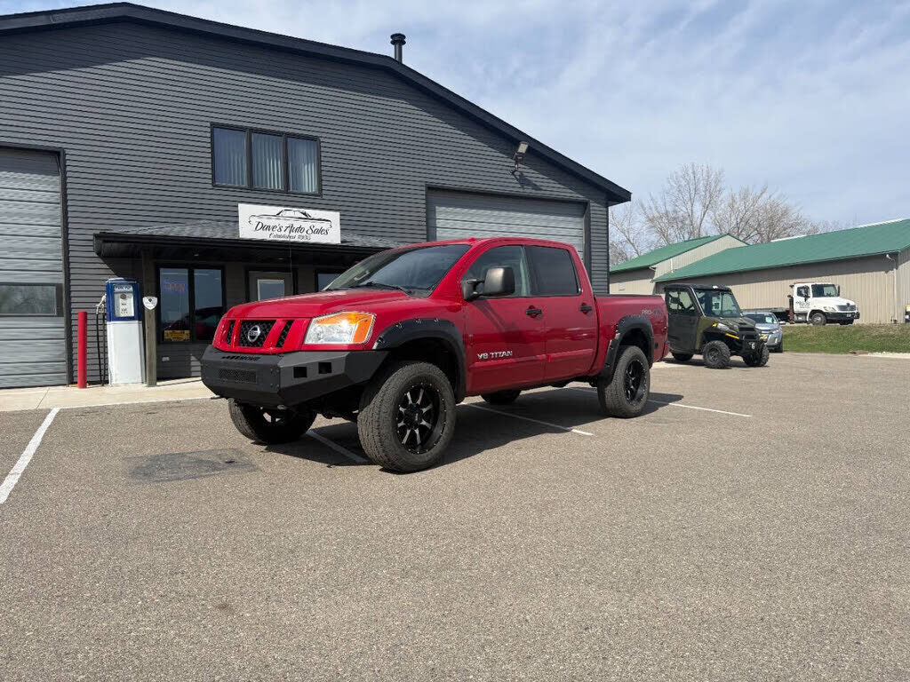 2012 NISSAN Titan