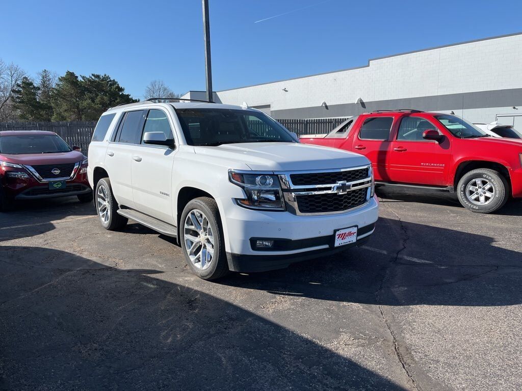 2017 CHEVROLET Tahoe