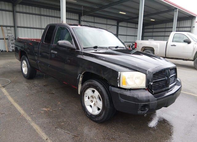 2008 DODGE Dakota