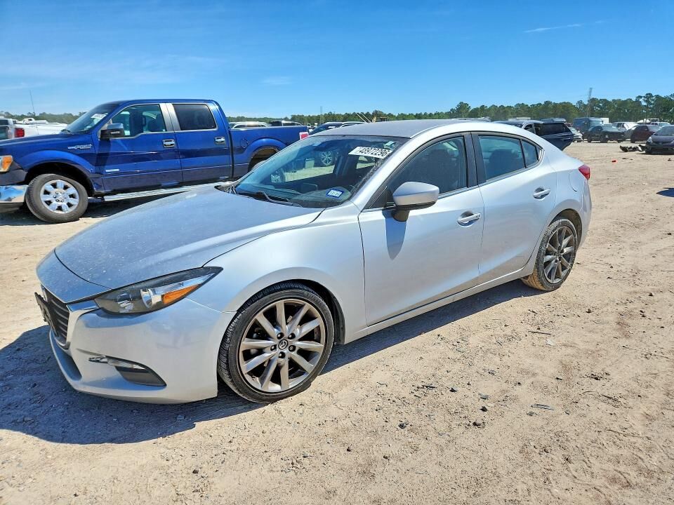 2018 MAZDA Mazda3