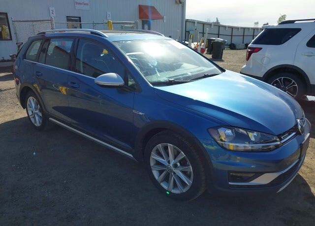 2018 VOLKSWAGEN Golf Alltrack