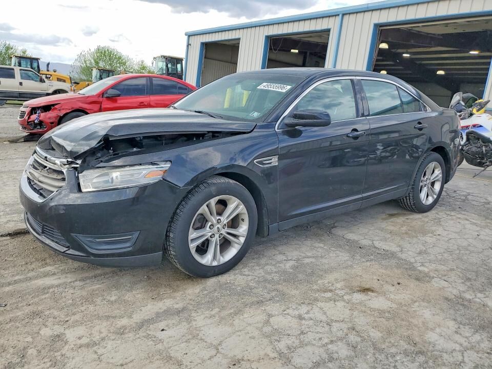 2013 FORD Taurus