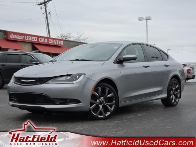 2016 CHRYSLER 200