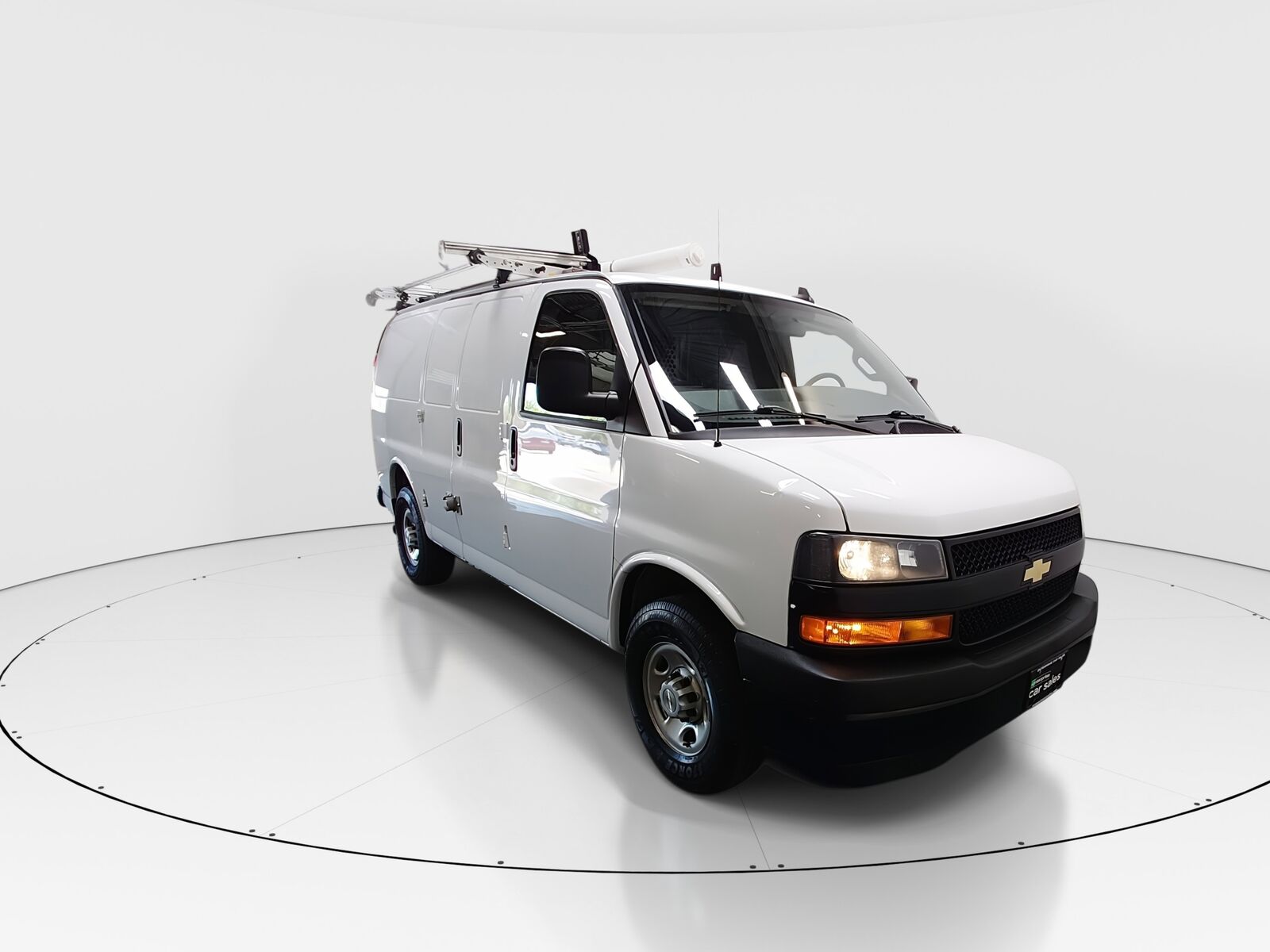 2021 CHEVROLET Express