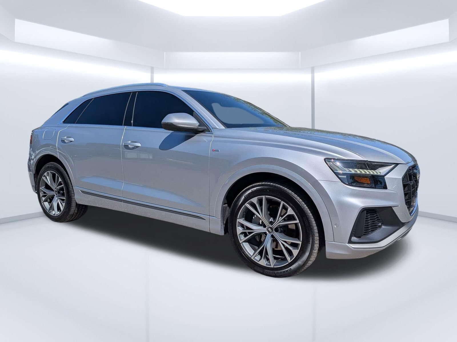 2021 AUDI Q8