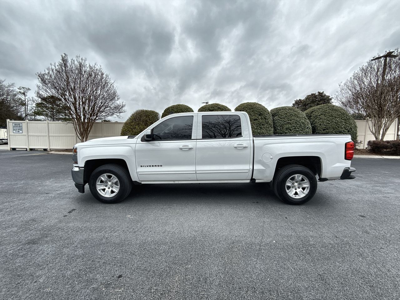 2017 CHEVROLET Silverado