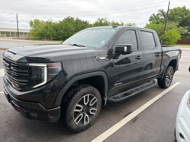 2024 GMC Sierra