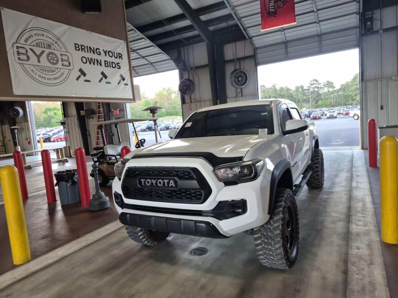 2020 TOYOTA Tacoma