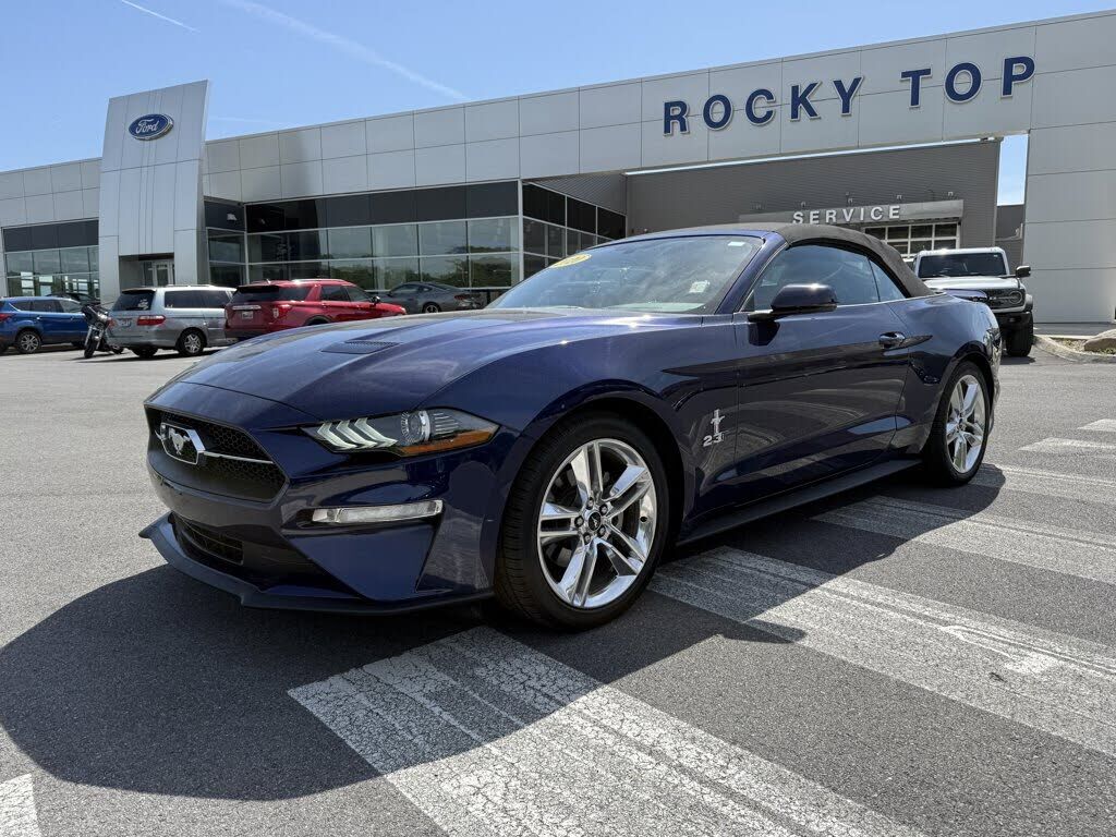 2020 FORD Mustang