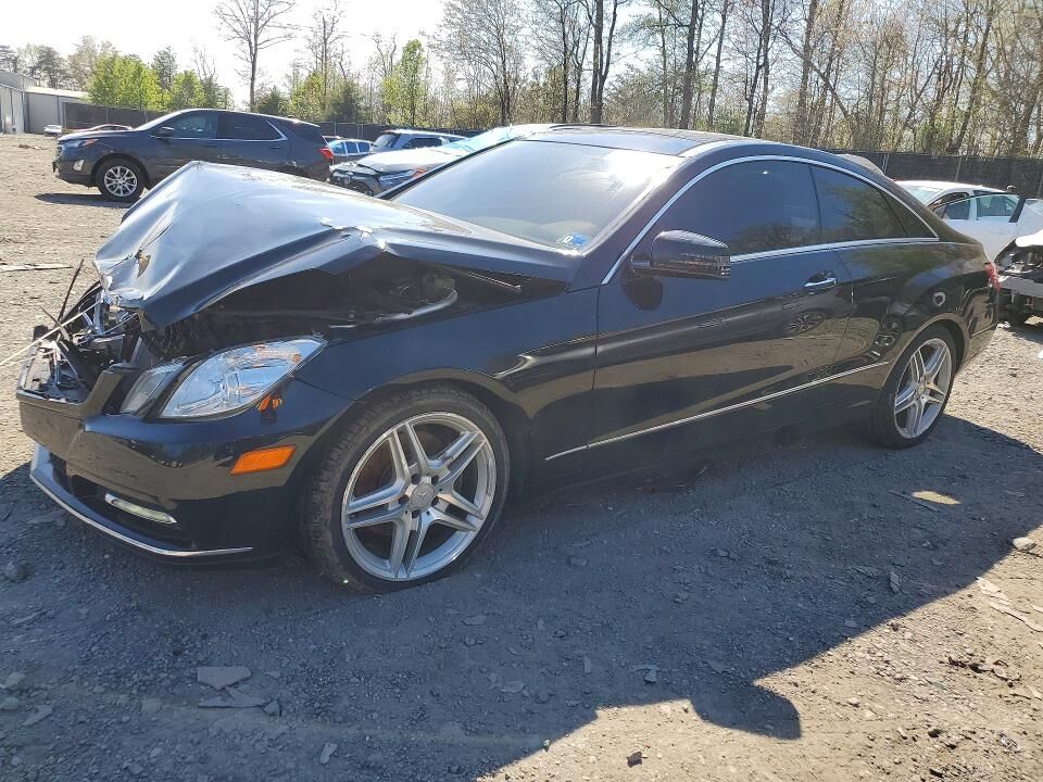 2013 MERCEDES-BENZ E-Class