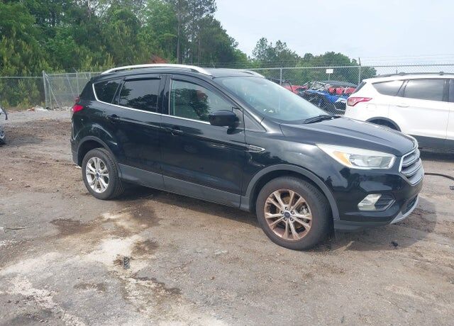 2017 FORD Escape